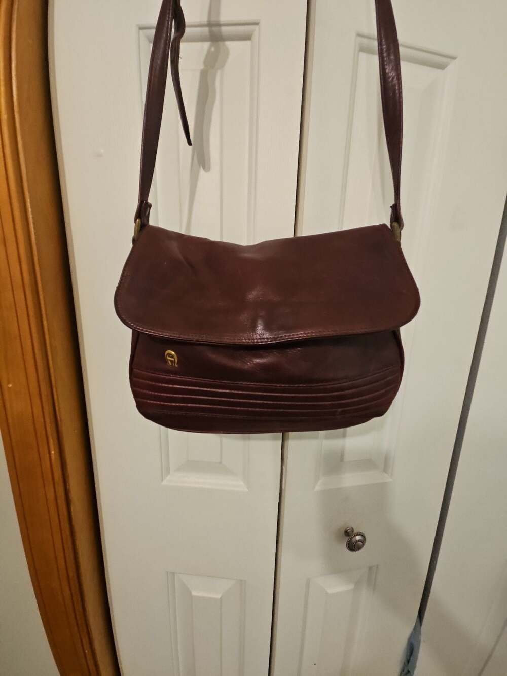Etienne Aigner Burgundy Leather Shoulder Crossbody Bag